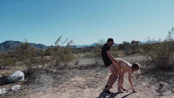 Sex On The Side Of The Road In The Desert - hclips.com - Usa on gratisflix.com