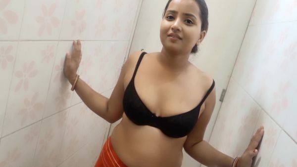 Bhabhi Bathroom Fakking - desi-porntube.com - India on gratisflix.com