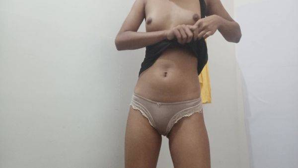 Unfaithful Indian Woman Masturbates For Her Lover Jose - desi-porntube.com - India on gratisflix.com
