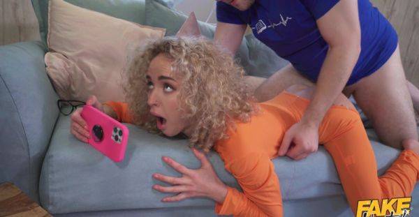 Curly blonde filmed loudly screaming with dick humping her cunt and ass - alphaporno.com on gratisflix.com