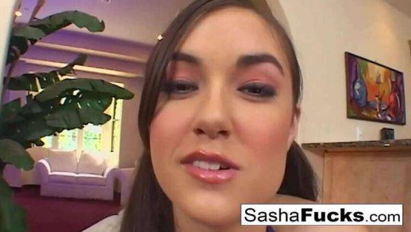 Slim brunette Sasha Grey's tight pussy filled in hot action - veryfreeporn.com on gratisflix.com