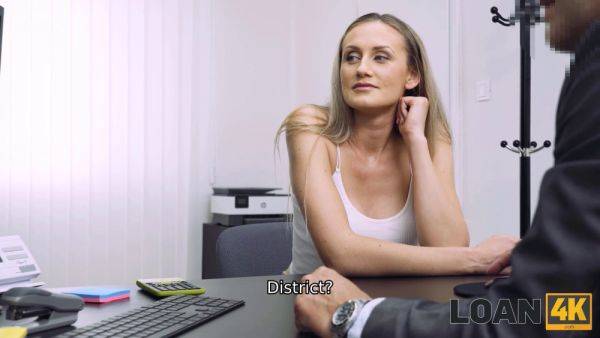 Hot babe gets banged for cash at the credit agency - sexu.com on gratisflix.com