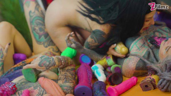 Watch these alternative CUTE Lesbians in Toy Orgy Get Pounded in Crazy Colored Toy Orgy - sexu.com on gratisflix.com