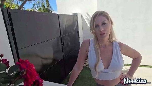 Nookies: Housewife Sydney Paige's Outdoor Fuck - porntry.com on gratisflix.com