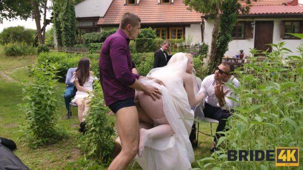 Big ass blondie gets fucked on her wedding day in front of everyone - anysex.com on gratisflix.com