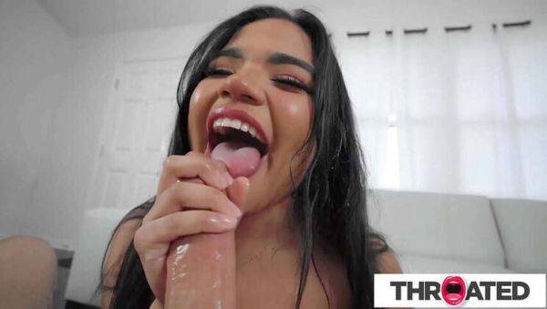Latin Beauty Summer Col Gives Intense Blowjob and Gets Messy with Apollo Banks - xxxfiles.com on gratisflix.com