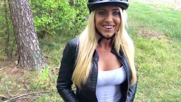 The Hottest Bike Ride Ever Pissed All Over And Fucked Hard In The Ass...! Daynia - hotmovs.com on gratisflix.com