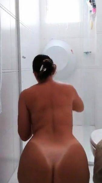 Hottest brunette solo webcam masturbation 2 - drtuber.com on gratisflix.com