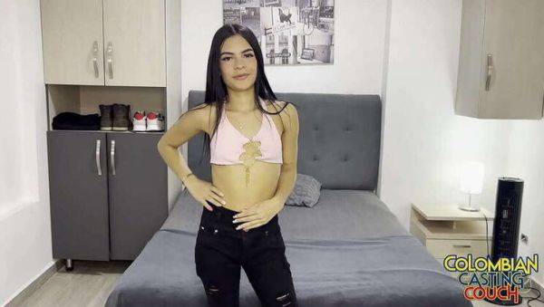 Tiny 18-Year-Old Colombian Latina's First Casting Creampie - porntry.com - Colombia on gratisflix.com