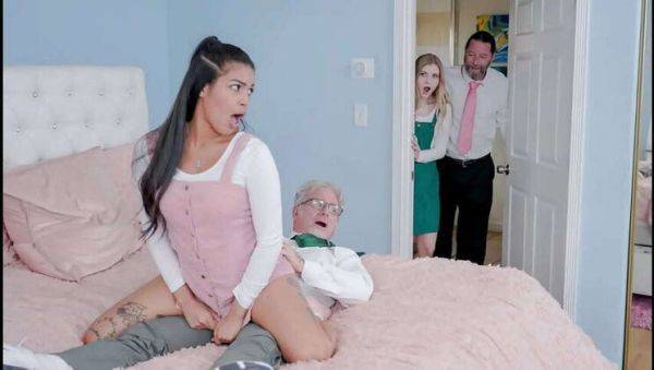 Stepbrothers Swap: A Hardcore Encounter with Harlow West, Maya Farrell, Jay Crew, and Jack Vegas - porntry.com on gratisflix.com