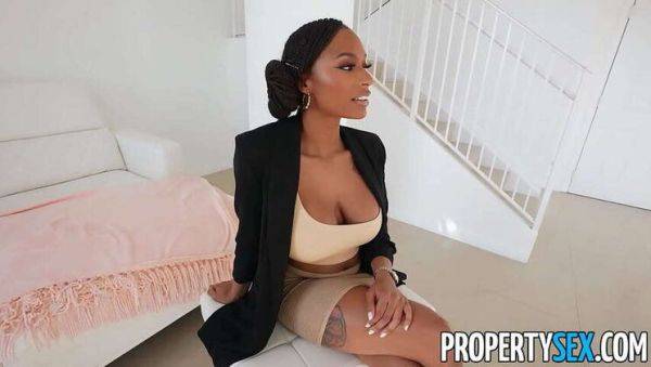 Real Estate Agent Sarai Minx's Debut Hardcore Scene with Big Tits and Big Cock - xxxfiles.com on gratisflix.com