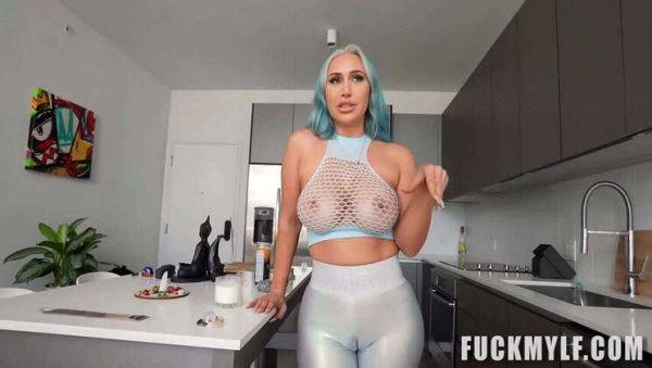 Nina Kayy: Blue-Themed Blowjob & Hardcore - veryfreeporn.com on gratisflix.com