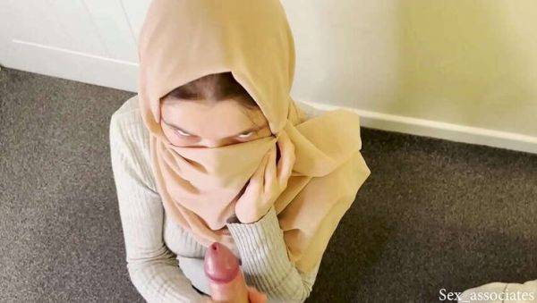 Arab Pregnant Wife Refuses Oral: A Hijab-Wearing Muslim's Defiance. - veryfreeporn.com - Iran on gratisflix.com