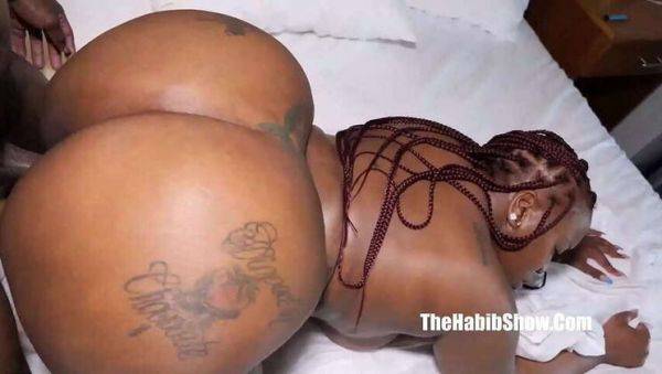 Chicago's Very Own: Tbooty in Raw Doggy Style - Amateur, Ebony Reality - veryfreeporn.com on gratisflix.com