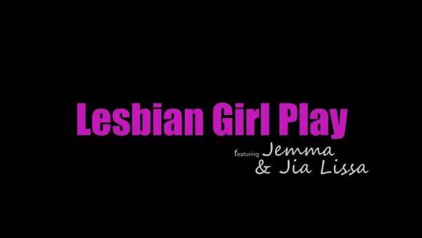 Lesbian Girl Play - S17:E6 - porntry.com on gratisflix.com